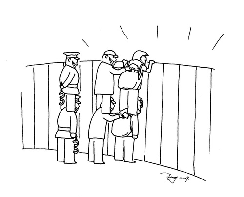 Cartoon: thief (medium) by TTT tagged tang,cartoon