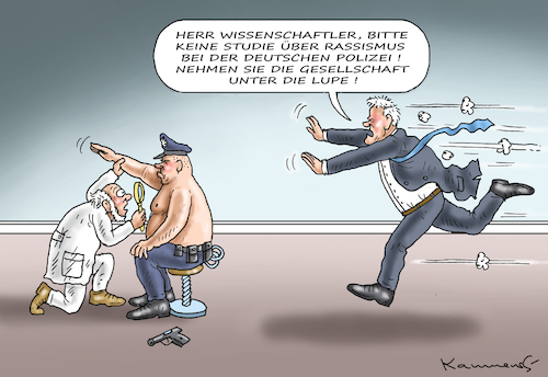 SEEHOFER IN PANIK