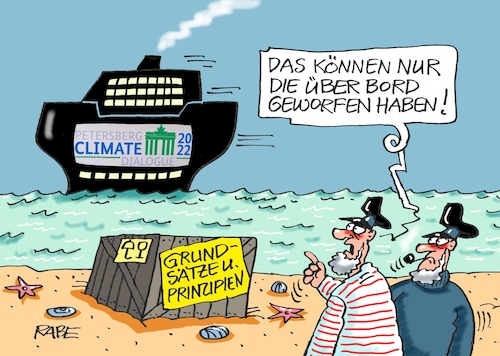 Cartoon: Strandgut (medium) by RABE tagged hitze,dürre,klima,klimawandel,wetterextreme,trockenheit,rabe,ralf,böhme,cartoon,karikatur,pressezeichnung,farbcartoon,tagescartoon,sommer,extremwetter,fächer,wedel,petersberg,petersberger,konferenz,scholz,baerbock,see,mee,strand,strandgut,grundsätze,prinzipien,kapitän,seemann,kiste,hitze,dürre,klima,klimawandel,wetterextreme,trockenheit,rabe,ralf,böhme,cartoon,karikatur,pressezeichnung,farbcartoon,tagescartoon,sommer,extremwetter,fächer,wedel,petersberg,petersberger,konferenz,scholz,baerbock,see,mee,strand,strandgut,grundsätze,prinzipien,kapitän,seemann,kiste