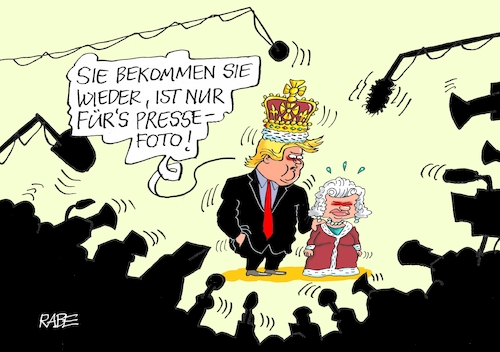 Cartoon: Trump Queen (medium) by RABE tagged trump,london,queen,elisabeth,theresa,may,boris,johnson,festessen,brexit,the,sun,rabe,ralf,böhme,cartoon,karikatur,pressezeichnung,farbcartoon,tagescartoon,krone,kronjuwelen,pressefoto,donald,trump,london,queen,elisabeth,theresa,may,boris,johnson,festessen,brexit,the,sun,rabe,ralf,böhme,cartoon,karikatur,pressezeichnung,farbcartoon,tagescartoon,krone,kronjuwelen,pressefoto,donald