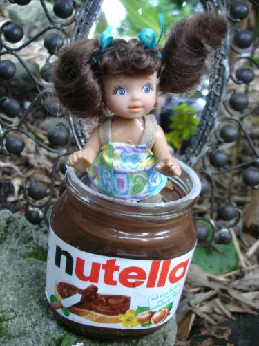 Cartoon: Marcella Nutella (medium) by Vanessa tagged nougat,schokolade,photo,foto