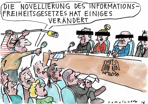 Cartoon: Information (medium) by Jan Tomaschoff tagged transparenz,poffenheit,verwaltung,politik,informationsfreiheit,transparenz,poffenheit,verwaltung,politik,informationsfreiheit