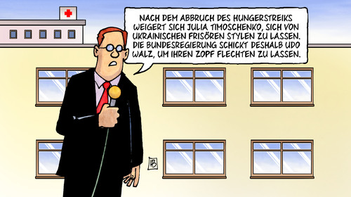 Cartoon: Frisör (medium) by Harm Bengen tagged fussball,em,zopf,europameisterschaft,boykott,drohung,ukraine,deutschland,merkel,westerwelle,gauck,timoschenko,janukowitsch,gericht,prozess,haft,hungerstreik,justiz,willkuer,dfb,frisör,udo,walz,klinik,arzt,promi,fussball,em,boykott,deutschland,ukraine,merkel,westerwelle,gauck,timoschenko