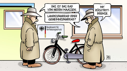 Cartoon: Maassen-Fahrrad (medium) by Harm Bengen tagged rad,landesfahrrad,fahrrad,geheimnisfahrrad,rücktrittbremse,entlassung,justizministerium,innernministerium,bundesamt,verfassungsschutz,bauernopfer,innenminister,justizminister,maas,de,maiziere,zurücktreten,rücktritt,maassen,landesverrat,geheimnisverrat,range,generalbundesanwalt,netzpolitik,blogger,pressefreiheit,geheimdienst,anzeige,justiz,harm,bengen,cartoon,karikatur,rad,landesfahrrad,fahrrad,geheimnisfahrrad,rücktrittbremse,entlassung,justizministerium,innernministerium,bundesamt,verfassungsschutz,bauernopfer,innenminister,justizminister,maas,de,maiziere,zurücktreten,rücktritt,maassen,landesverrat,geheimnisverrat,range,generalbundesanwalt,netzpolitik,blogger,pressefreiheit,geheimdienst,anzeige,justiz,harm,bengen,cartoon,karikatur