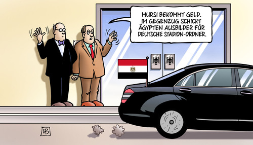 Cartoon: Mursi in Berlin (medium) by Harm Bengen tagged mursi,berlin,präsident,ägypten,revolution,entwicklungshilfe,fussball,stadion,unruhen,krawalle,bundesregierung,harm,bengen,cartoon,karikatur,mursi,berlin,präsident,ägypten,revolution,entwicklungshilfe,fussball,stadion,unruhen,krawalle,bundesregierung,harm,bengen,cartoon,karikatur