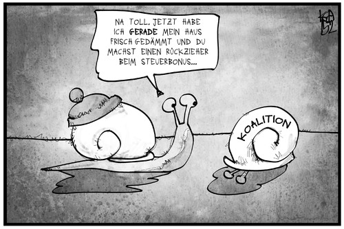 Cartoon: Energetische Dämmung (medium) by Kostas Koufogiorgos tagged karikatur,koufogiorgos,illustration,cartoon,haus,dämmung,isolierung,energie,klima,effizienz,koalition,schnecke,schneckenhaus,steuer,bonus,politik,rückzieher,karikatur,koufogiorgos,illustration,cartoon,haus,dämmung,isolierung,energie,klima,effizienz,koalition,schnecke,schneckenhaus,steuer,bonus,politik,rückzieher