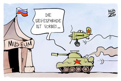 Cartoon: Siegesparade (medium) by Kostas Koufogiorgos tagged karikatur,koufogiorgos,museum,russland,panzer,militär,antik,karikatur,koufogiorgos,museum,russland,panzer,militär,antik